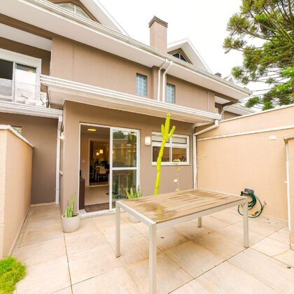 Imagem do imovel Linda Casa em Condomínio, mobiliada, 4 suítes, 241m² no Jardim Social