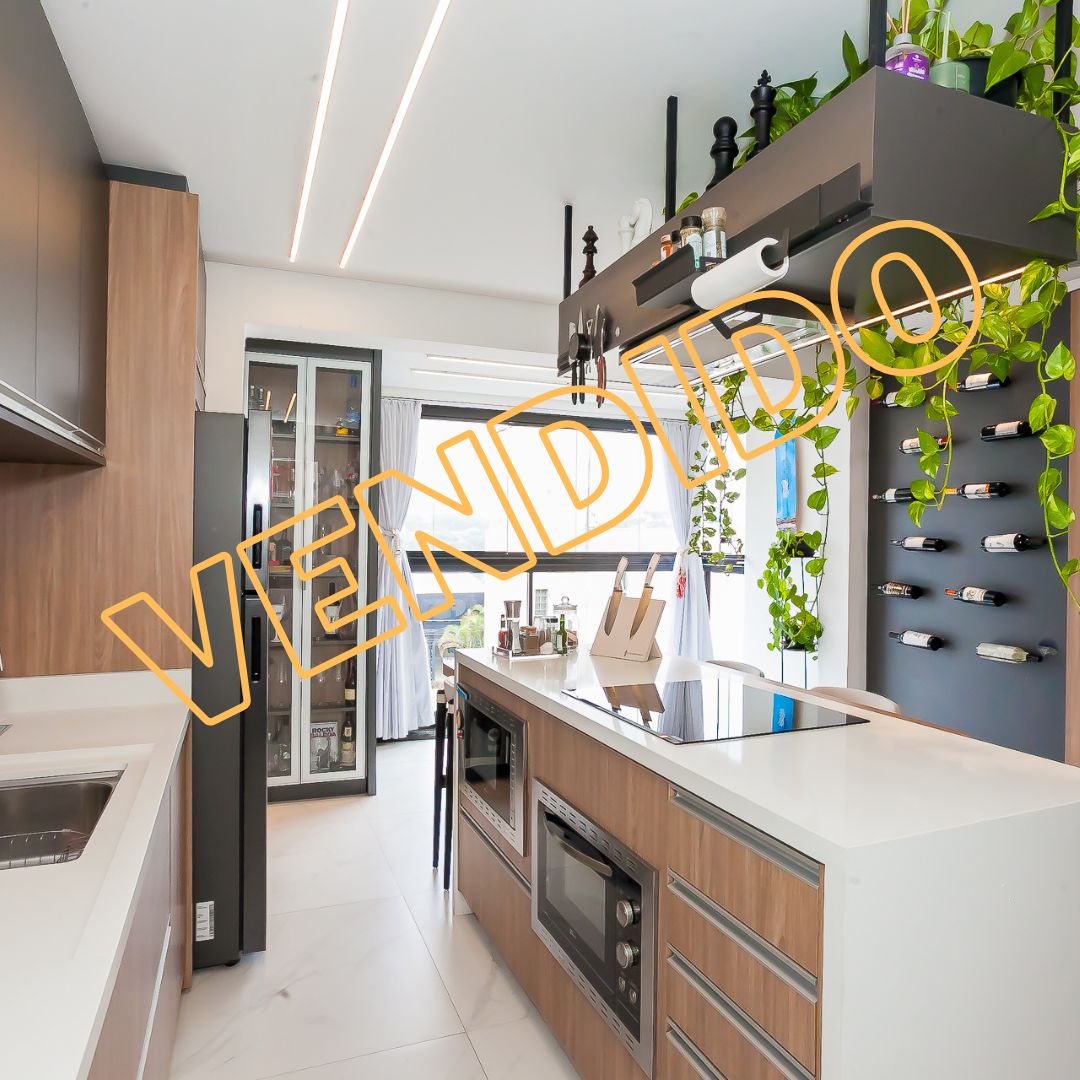 Imagem do imovel Apartamento Semi mobiliado, 2 quartos com suíte e 2 vagas